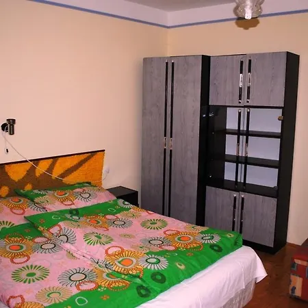 Ferenczi Apartament *