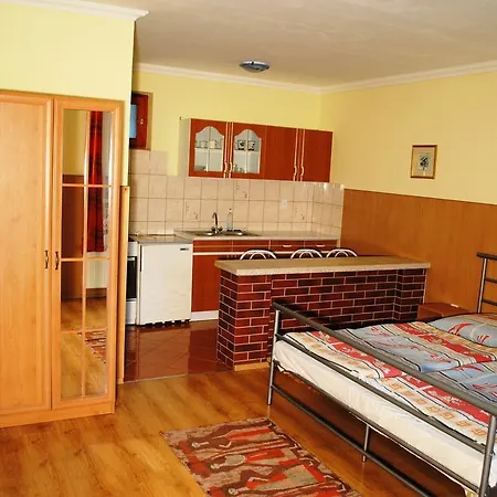 Apartamento Ferenczi Apartament *