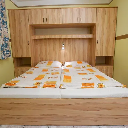Apartamento Ferenczi Apartament